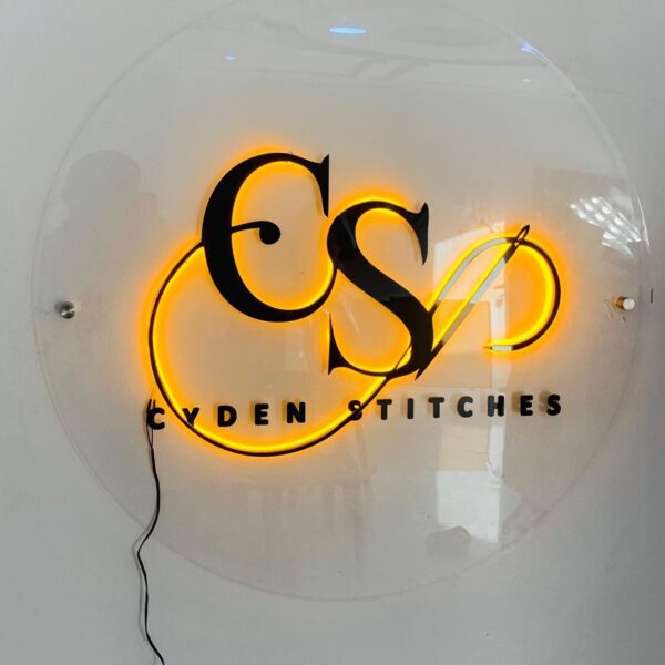 Transparent Acrylic Round Customised Light Name Plate